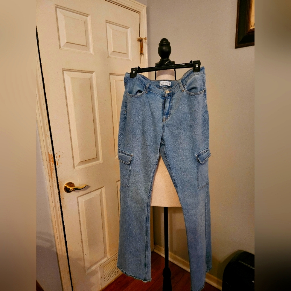 Boot cut jeans